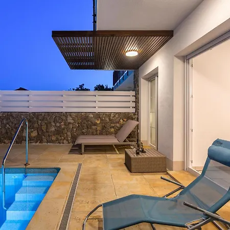 Pet Friendly In With House Sea View Kornic