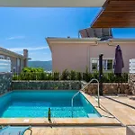Luxurious In