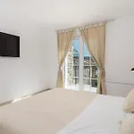 Holiday home Luxurious In *